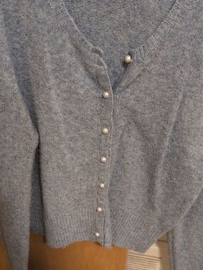 Abercrombie & Fitch Powder Blue Pearl-Button V-Neck Cardigan